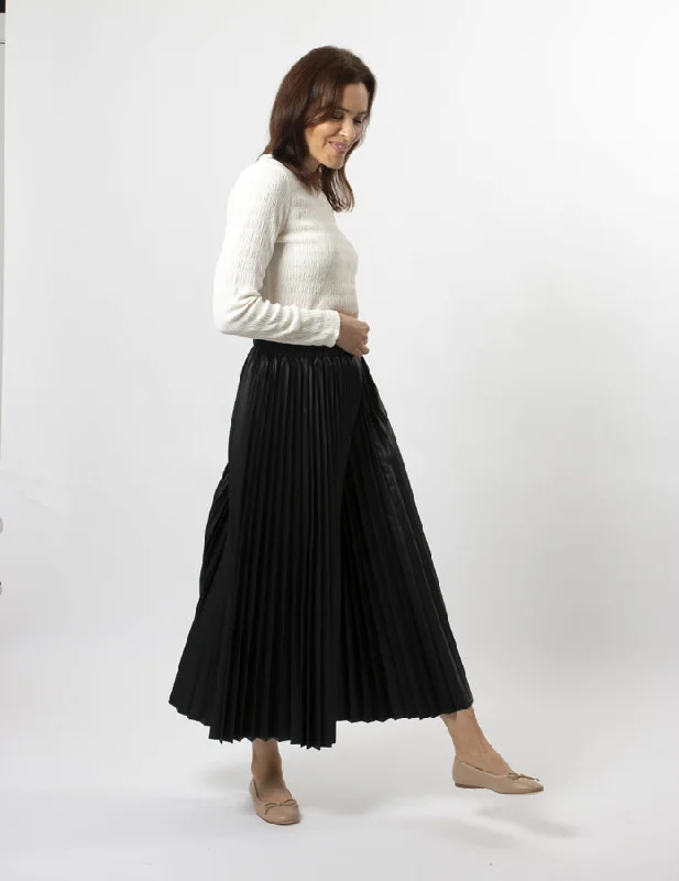 Stella + Gemma Casete Skirt Black