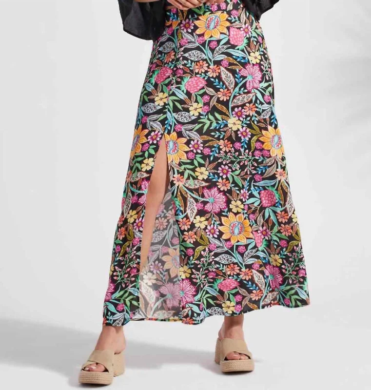 Maxi Skirt With Front Slit In Dominica