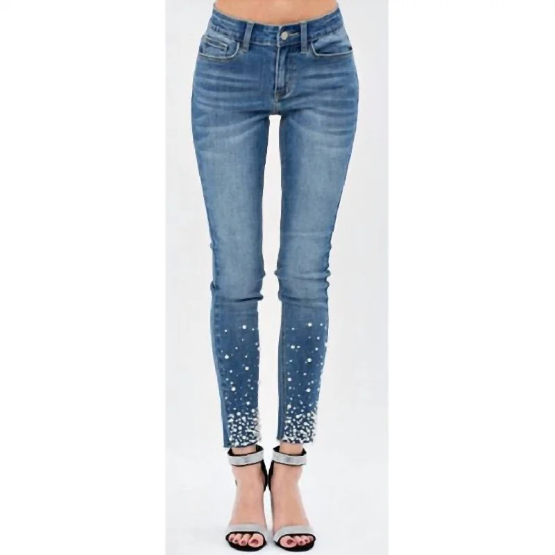 Women's Skinny Stretchy Jeans With Pearls In Medium Wash