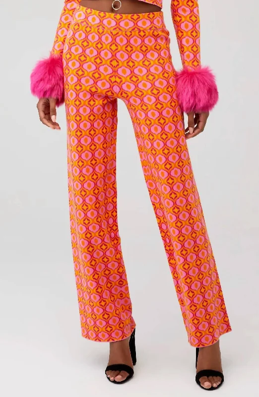 Zermatt Sweater Pant In Pink Geo Jacquard